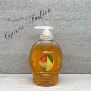 🫧 $2 Softsoap Mango Scented Hand Soap 🥭